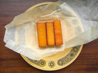 cold smoking cheese - 9hrs cold smoking cheese - 9hrs