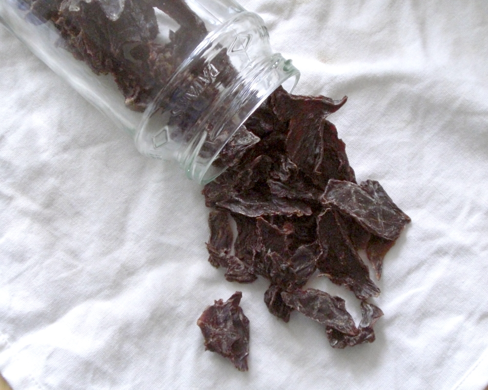 Homemade dog treats: drying offal in a